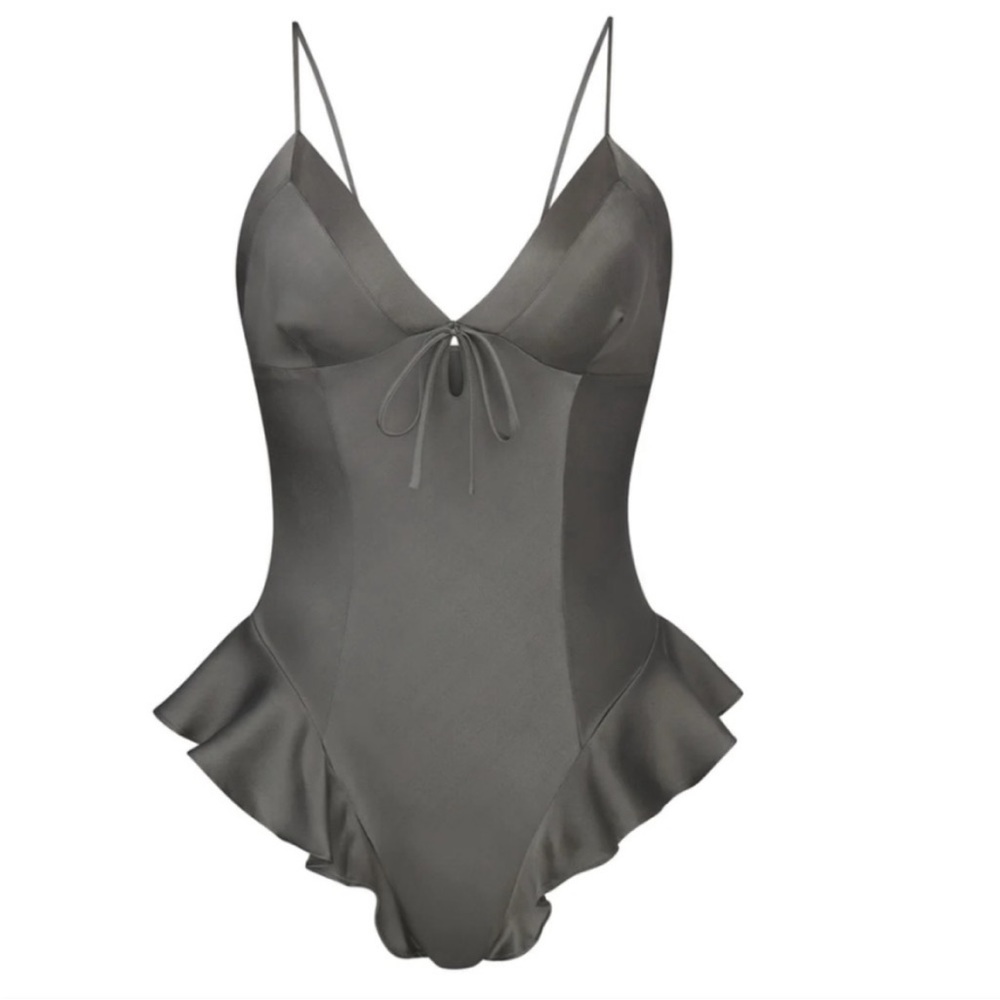 NWT SKIMS SILK TEDDY LINGERIE